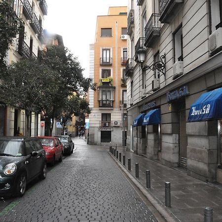 Hostal Los Arcos Madrid Bagian luar foto