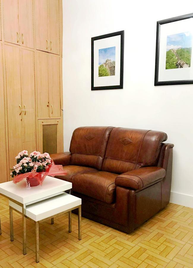 Hostal Los Arcos Madrid Bagian luar foto