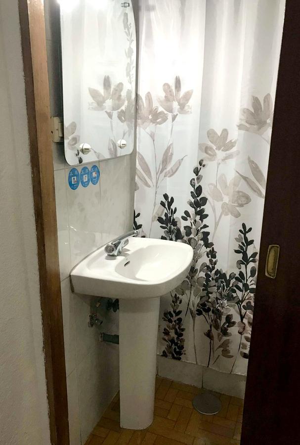 Hostal Los Arcos Madrid Bagian luar foto