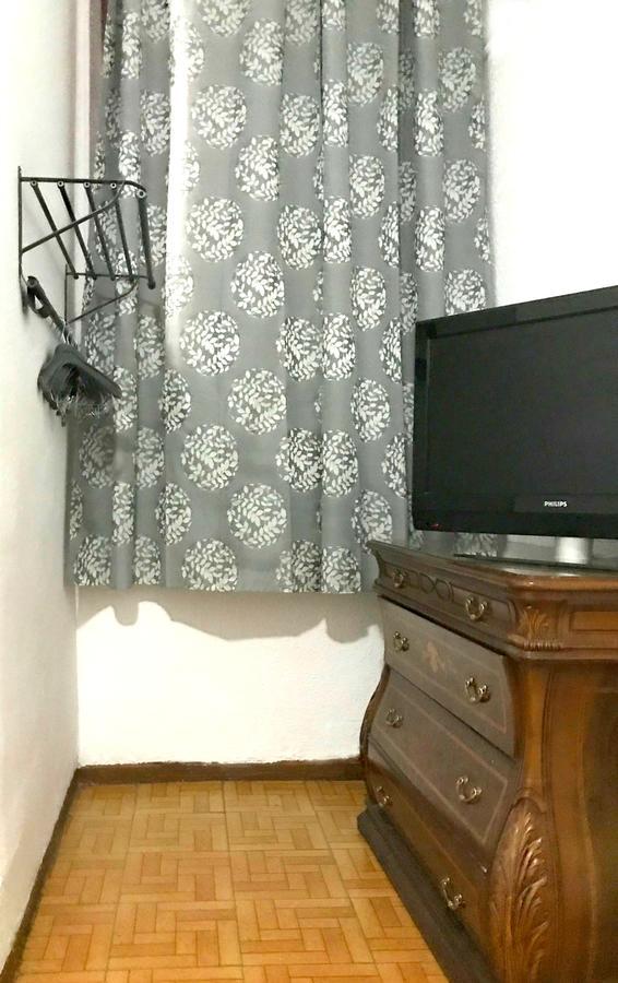 Hostal Los Arcos Madrid Bagian luar foto